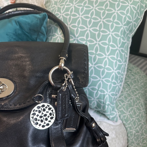 Coach XL Hampton Tote - Picture 2 of 6